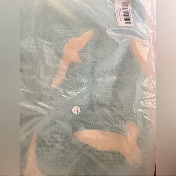 Unopened Taylor Swift 1989 cardigan M/L - Picture 4 of 4